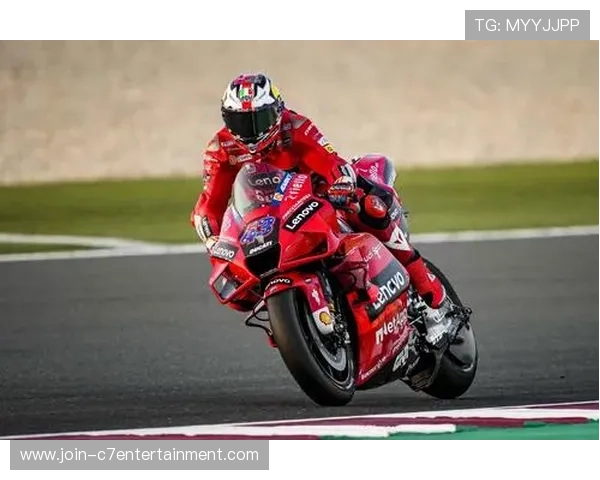 马丁锁定年度亚军杜卡迪包揽前三彰显MotoGP统治力